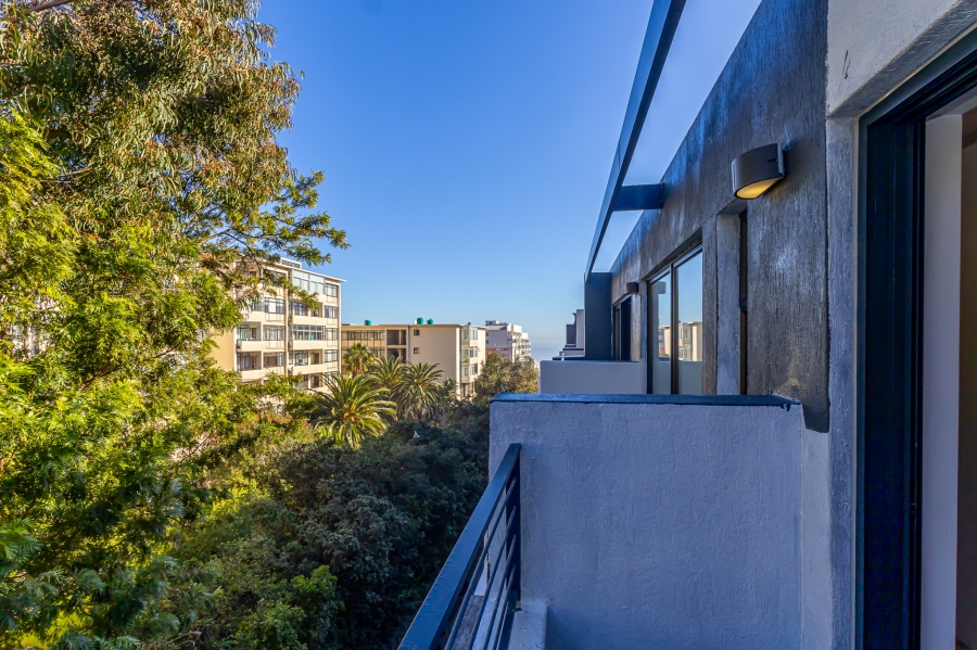 To Let 2 Bedroom Property for Rent in Sea Point Western Cape